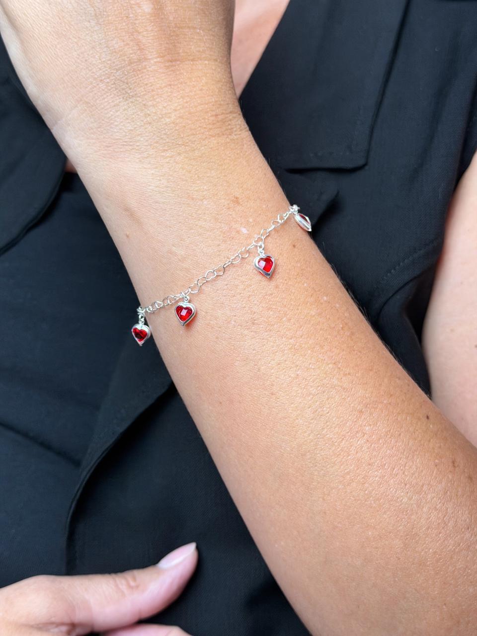 PULSEIRA CORAÇÕES VERMELHOS EM PRTA 925