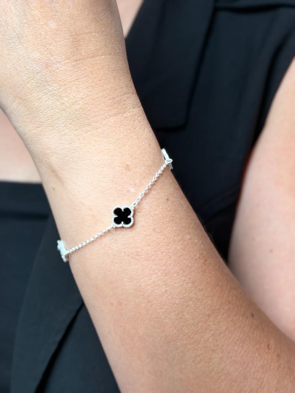 PULSEIRA ELO PORTUGUÊS E PINGENTES TREVOS PRATA 925